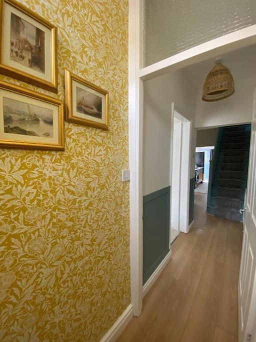 Sea Biscuit Cottage, Scarborough Exterior photo